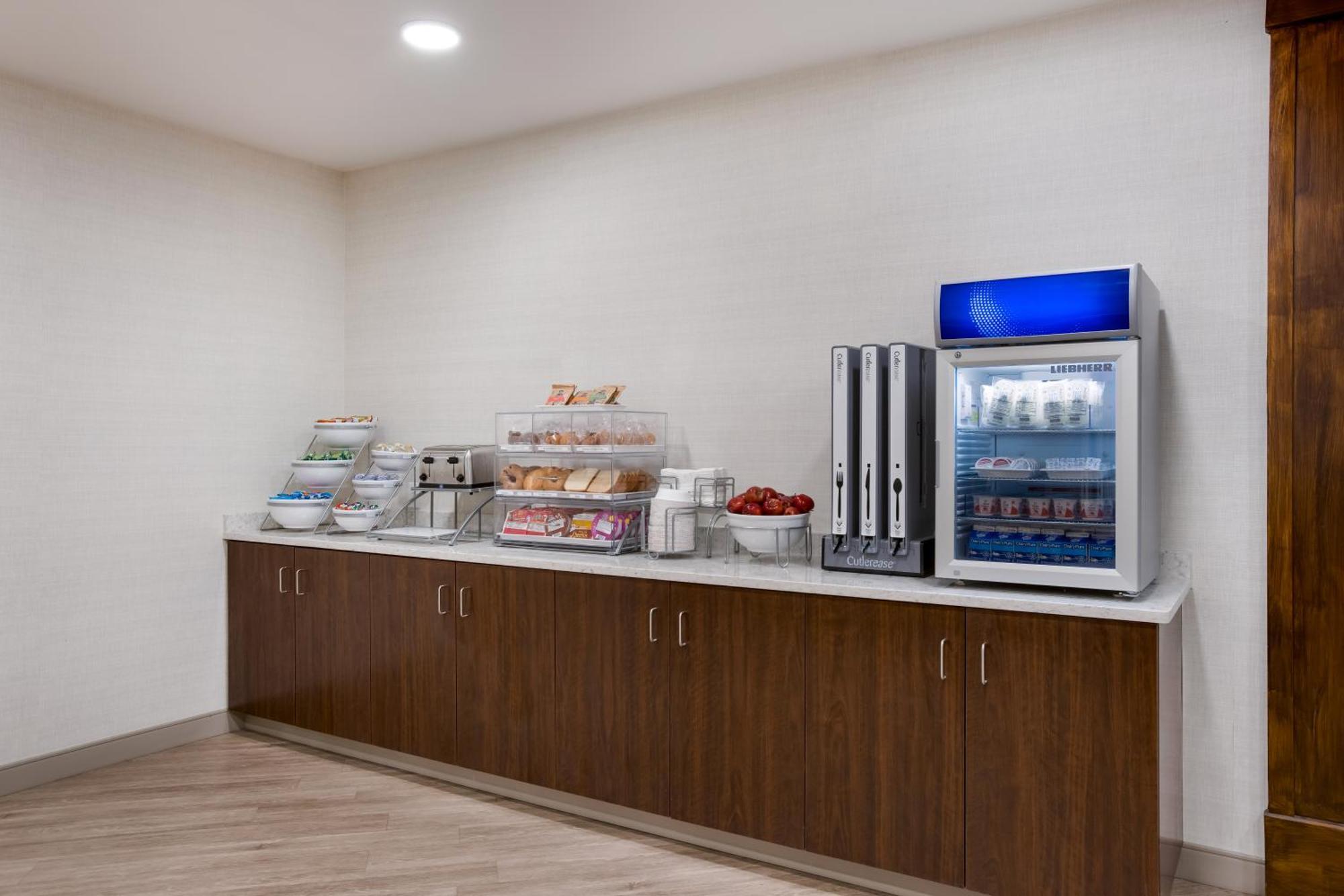 Comfort Inn & Suites Ґейлорд Екстер'єр фото